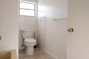 111 SW 14th Ct, Pompano Beach, FL 33060 - Photo 10