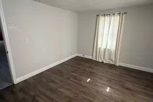 631 NW 215th Ave, Pembroke Pines, FL 33029 - Photo 2