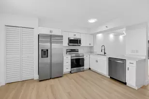 14475 Strathmore Ln, Delray Beach, FL 33446 - Photo 2