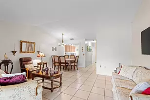 9709 NW 16th St, Pembroke Pines, FL 33024 - Photo 14