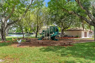9709 NW 16th St, Pembroke Pines, FL 33024 - Photo 30
