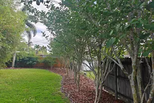 2120 N 57th Way, Hollywood, FL 33021 - Photo 28