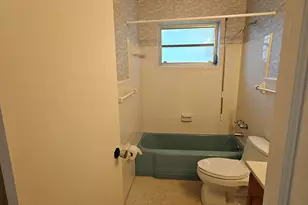 2120 N 57th Way, Hollywood, FL 33021 - Photo 20