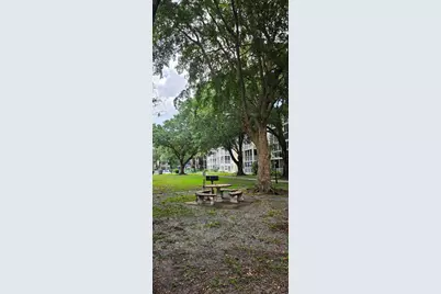 2600 NW 49th Avenue #409, Lauderdale Lakes, FL 33313 - Photo 4