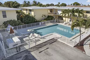 727 Hummingbird Way, North Palm Beach, FL 33408 - Photo 8