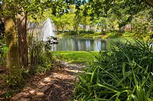 701 E Coco Plum Cir, Plantation, FL 33324 - Photo 2