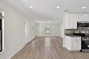 1373 32nd Ave SW, Vero Beach, FL 32968 - Photo 12