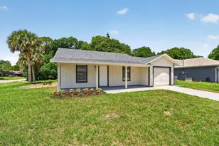 1373 32nd Ave SW, Vero Beach, FL 32968 - Photo 2