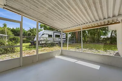215 SE Airoso Boulevard, Port Saint Lucie, FL 34983 - Photo 22