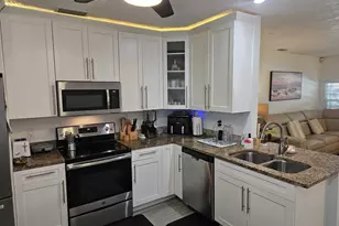 109 Gibraltar St, Royal Palm Beach, FL 33411 - Photo 14