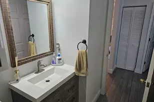 109 Gibraltar St, Royal Palm Beach, FL 33411 - Photo 32