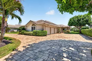 6711 SE Barrington Dr, Stuart, FL 34997 - Photo 10