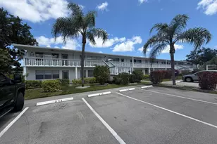 209 Newport M, Deerfield Beach, FL 33442 - Photo 2