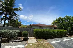 121 SW 15th St, Pompano Beach, FL 33060 - Photo 12