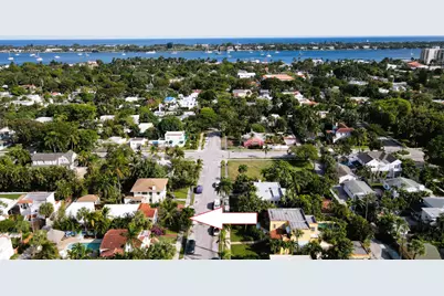 517 31st Street, West Palm Beach, FL 33407 - Photo 2