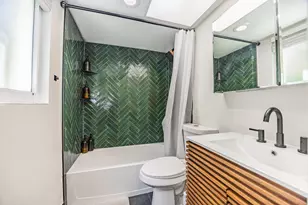1308 Bayview Dr, Fort Lauderdale, FL 33304 - Photo 14