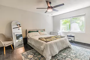 1308 Bayview Dr, Fort Lauderdale, FL 33304 - Photo 12