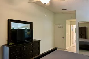 2153 Amesbury Cir, Wellington, FL 33414 - Photo 18