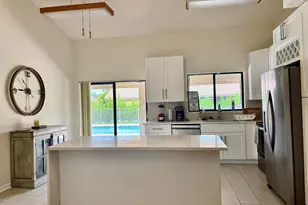 2153 Amesbury Cir, Wellington, FL 33414 - Photo 10