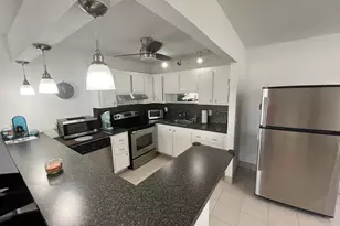 114 Waterford E, Delray Beach, FL 33446 - Photo 2