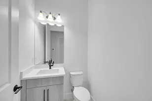 9520 St Germain Dr, Palm Beach Gardens, FL 33412 - Photo 16