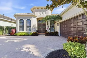 345 Vizcaya Dr, Palm Beach Gardens, FL 33418 - Photo 2