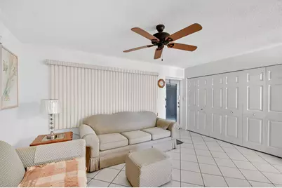 99 Bedford D, West Palm Beach, FL 33417 - Photo 4