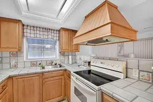 99 Bedford D, West Palm Beach, FL 33417 - Photo 10