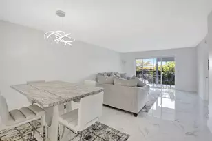 13355 SW 16th Ct, Pembroke Pines, FL 33027 - Photo 16