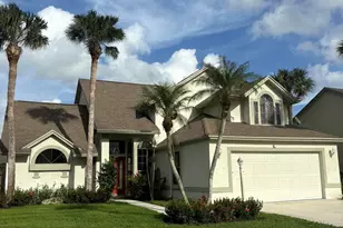 12989 Meadowbreeze Dr, Wellington, FL 33414 - Photo 2