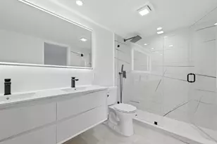 3204 Portofino Point, Coconut Creek, FL 33066 - Photo 8