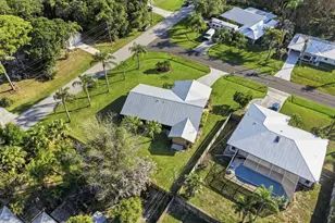 1199 SE Proctor Ln, Port Saint Lucie, FL 34983 - Photo 42
