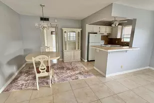 298 Windsor M, West Palm Beach, FL 33417 - Photo 2