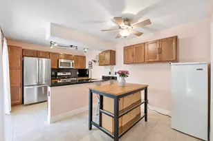 1426 SW 110th Way, Davie, FL 33324 - Photo 10