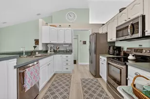2738 SW District Ave, Port Saint Lucie, FL 34953 - Photo 10
