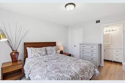 7245 Golf Colony Court #204, Lake Worth, FL 33467 - Photo 10