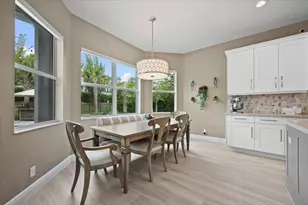 9236 Crestview Cir, Palm Beach Gardens, FL 33412 - Photo 22