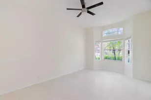1070 Sweet Briar Pl, Wellington, FL 33414 - Photo 6