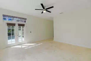 1070 Sweet Briar Pl, Wellington, FL 33414 - Photo 20