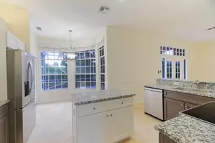 1070 Sweet Briar Pl, Wellington, FL 33414 - Photo 12
