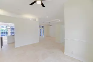 1070 Sweet Briar Pl, Wellington, FL 33414 - Photo 8