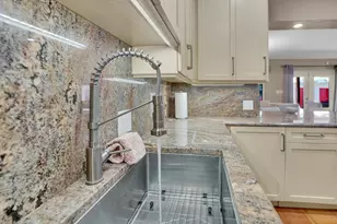 1066 SW 27th Pl, Boynton Beach, FL 33426 - Photo 18