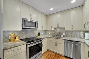 1066 SW 27th Pl, Boynton Beach, FL 33426 - Photo 16