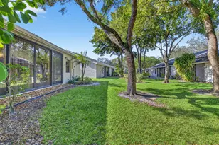 10911 Lake Front Pl, Boca Raton, FL 33498 - Photo 32