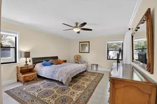 10911 Lake Front Pl, Boca Raton, FL 33498 - Photo 14