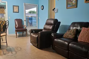 2569 Dudley Dr W, West Palm Beach, FL 33415 - Photo 6