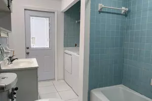 515 N 10th Ave N, Lake Worth Beach, FL 33460 - Photo 6