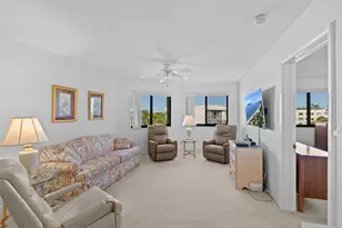 3138 Via Poinciana, Lake Worth, FL 33467 - Photo 14