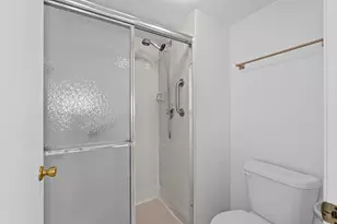 3138 Via Poinciana, Lake Worth, FL 33467 - Photo 22