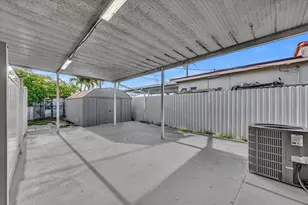 4719 E 8th Ct, Hialeah, FL 33013 - Photo 26